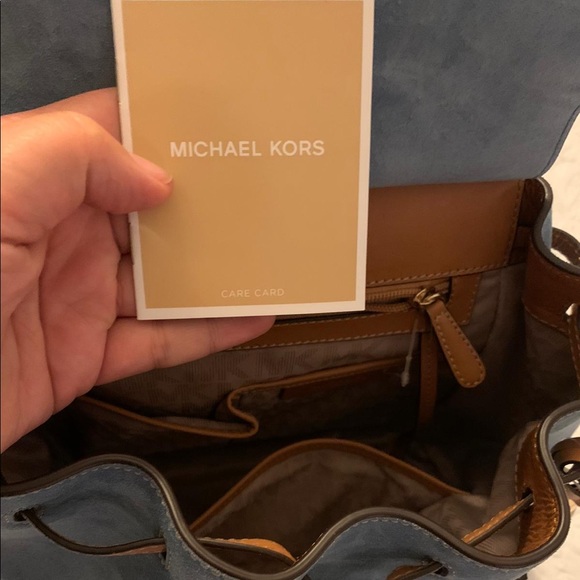 Sold‼️Michael Kors backpack 🎒 - Picture 6 of 14